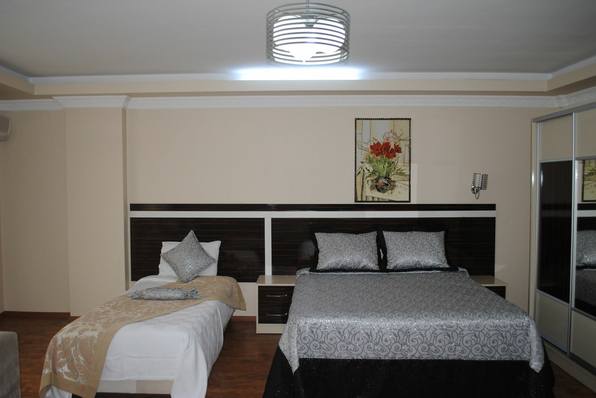 Diamond Suites Residence Istanbul Exteriör bild